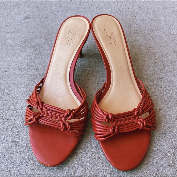 LOFT Heels - Picture 1 of 3